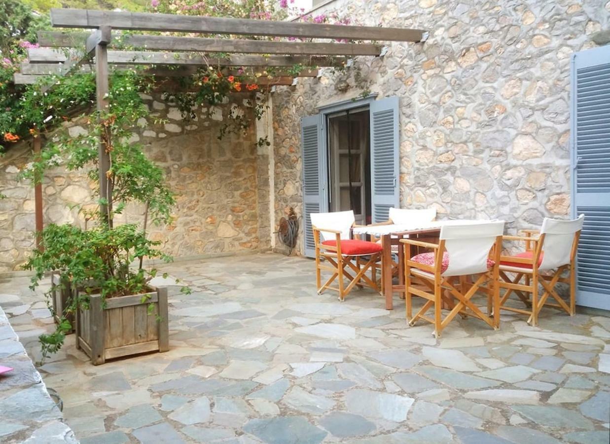 Pine Trees And Sea View Houses In Hydra - Daphne, Chloe, Myrto, Eleni Экстерьер фото